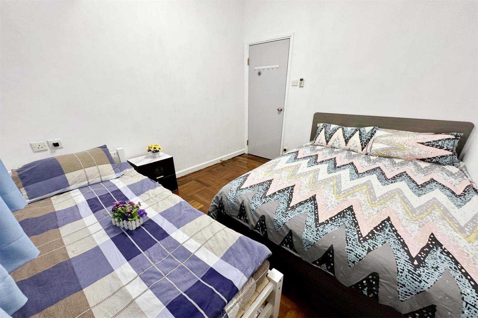 Fantastic Queen Beds, 4Rms Beside Mtr Grand 14Ppls 2 Bathrm Hong Kong Extérieur photo